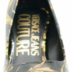 Versace Jeans Couture Versace Jeans Fondo Scarlett Dis. S50 Dames Pump - Zwart/Goud - Maat 39 12 Versace Jeans Couture Versace Jeans Fondo Scarlett Dis. S50 Dames Pump - Zwart/Goud - Maat 39 -Dames-schoenen Verkoop 430x840 3