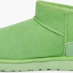 Ugg Classic Ultra Mini Laarzen Parakeet Green - Laarzen - 1116109-PTGN - Maat 37 12 Ugg Classic Ultra Mini Laarzen Parakeet Green - Laarzen - 1116109-PTGN - Maat 37 -Dames-schoenen Verkoop 550x281 6