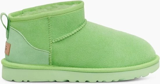 Ugg Classic Ultra Mini Laarzen Parakeet Green - Laarzen - 1116109-PTGN - Maat 37 3 Ugg Classic Ultra Mini Laarzen Parakeet Green - Laarzen - 1116109-PTGN - Maat 37