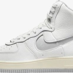 NIKE AIR FORCE 1 SCULPT SNEAKER