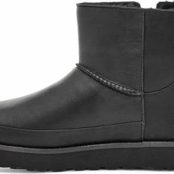 UGG Vrouwen Laarzen Kleur: Zwart Maat: 37 22 UGG Vrouwen Laarzen Kleur: Zwart Maat: 37 -Dames-schoenen Verkoop 550x346