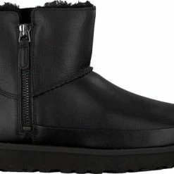 UGG Vrouwen Laarzen Kleur: Zwart Maat: 37 35 UGG Vrouwen Laarzen Kleur: Zwart Maat: 37 -Dames-schoenen Verkoop 550x347