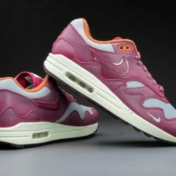 Nike Air Max 1 Patta Waves Rush Maroon (With Bracelet) DO9549-001 Maat 44.5 Metallic Silver;Rush Maroon 31 Nike Air Max 1 Patta Waves Rush Maroon (With Bracelet) DO9549-001 Maat 44.5 Metallic Silver;Rush Maroon -Dames-schoenen Verkoop 550x366 54