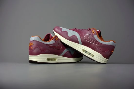 Nike Air Max 1 Patta Waves Rush Maroon (With Bracelet) DO9549-001 Maat 44.5 Metallic Silver;Rush Maroon 13 Nike Air Max 1 Patta Waves Rush Maroon (With Bracelet) DO9549-001 Maat 44.5 Metallic Silver;Rush Maroon - Afbeelding 11