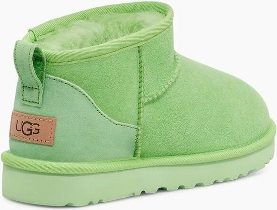 Ugg Classic Ultra Mini Laarzen Parakeet Green - Laarzen - 1116109-PTGN - Maat 37 4 Ugg Classic Ultra Mini Laarzen Parakeet Green - Laarzen - 1116109-PTGN - Maat 37 - Afbeelding 2