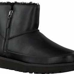 UGG Vrouwen Laarzen Kleur: Zwart Maat: 37 33 UGG Vrouwen Laarzen Kleur: Zwart Maat: 37 -Dames-schoenen Verkoop 550x441 1