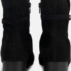 Gabor Enkellaarsjes Dames / Laarzen / Damesschoenen - Suède - 92.716.47 - Zwart - Maat 40 31 Gabor Enkellaarsjes Dames / Laarzen / Damesschoenen - Suède - 92.716.47 - Zwart - Maat 40 -Dames-schoenen Verkoop 550x639 2