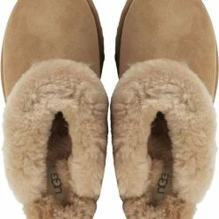 UGG W Classic Slipper II Dames Sloffen - Chestnut - Maat 41 -Dames-schoenen Verkoop 550x667 3