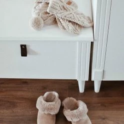 Vanuba LuLu- Leren Dames Pantoffels - Sloffen Gevoerd Met Schapenvacht. Maat 36 - Bruin Beige -Dames-schoenen Verkoop 550x687 4