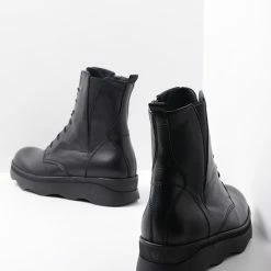 Wolky Veterschoenen Akita Zwart Leer 22 Wolky Veterschoenen Akita Zwart Leer -Dames-schoenen Verkoop 550x745 5