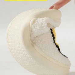 Merkloos Schoencadeautjes Sinterklaas - Open Sloffen - Pantoffels - Sloffen - Pantoffels Dames - Pantoffels Heren - Smiley Sloffen -Dames-schoenen Verkoop 550x748 2